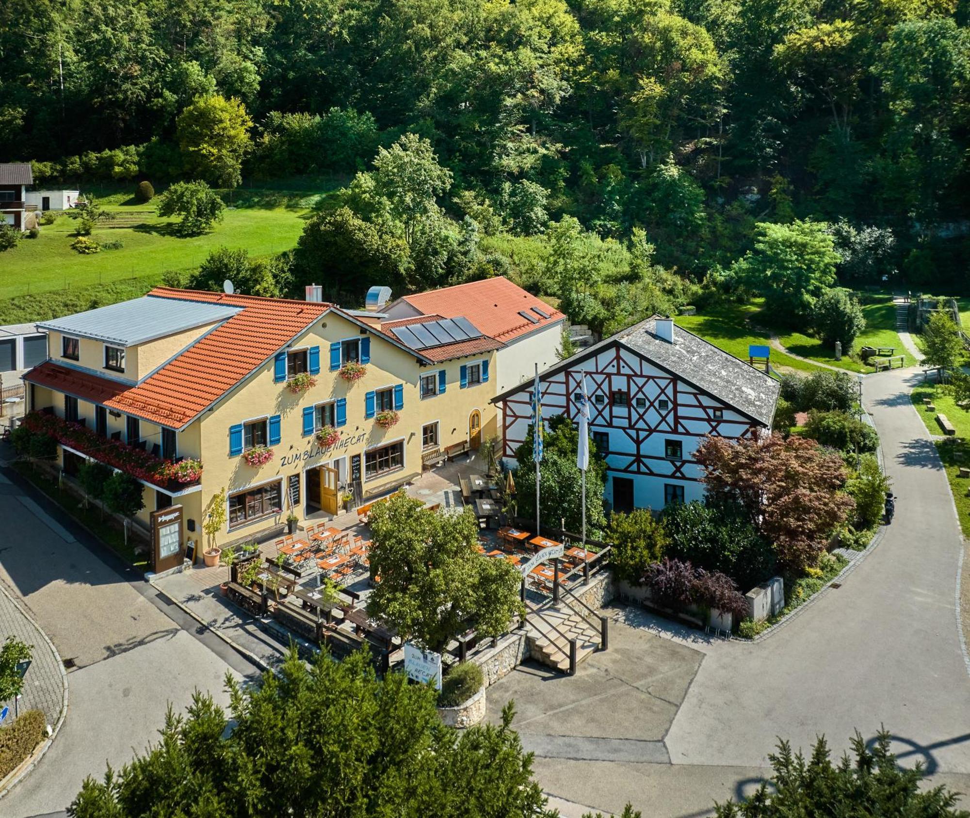 Zum Blauen Hecht Hotel Kipfenberg Luaran gambar