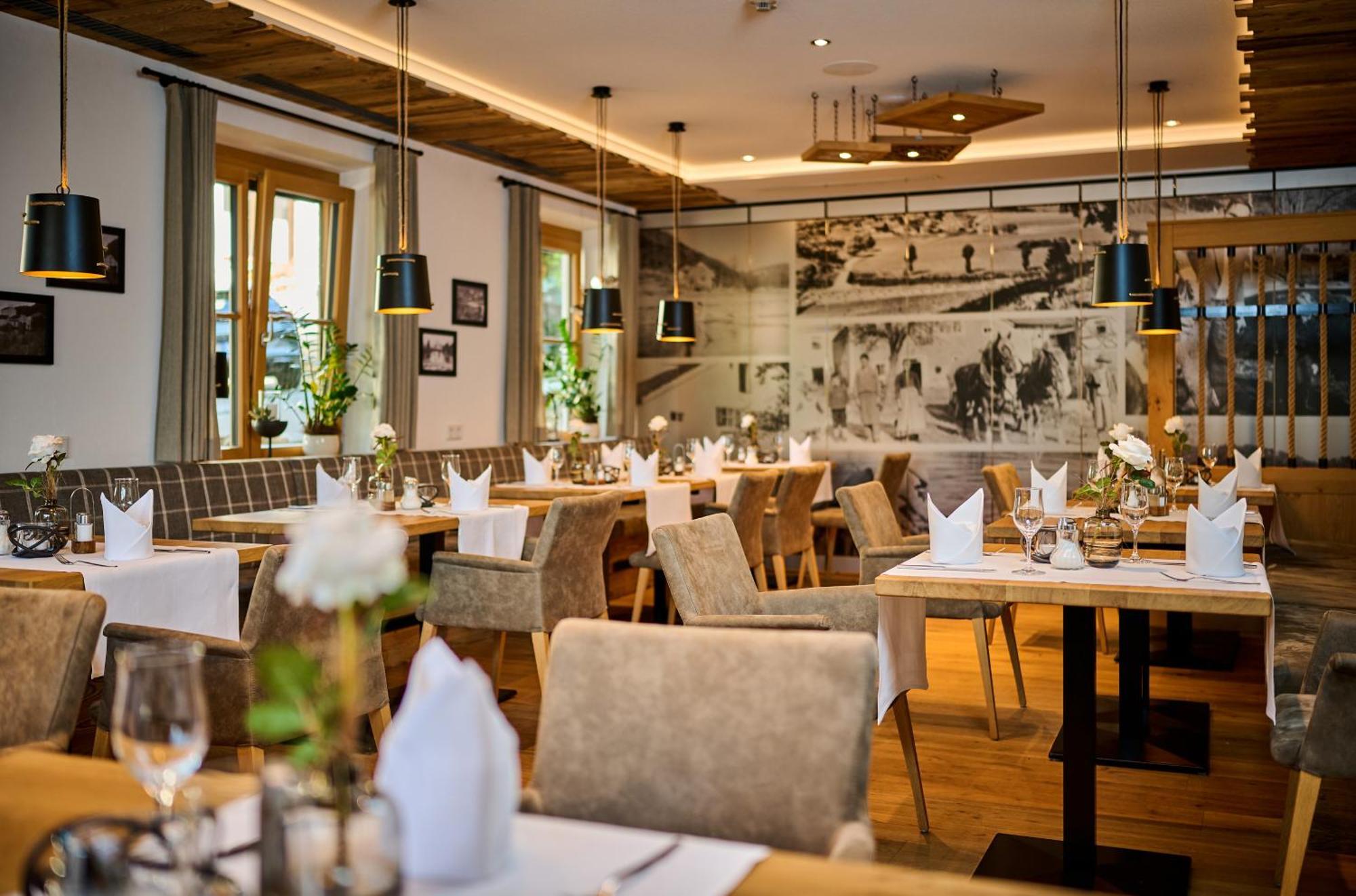 Zum Blauen Hecht Hotel Kipfenberg Luaran gambar